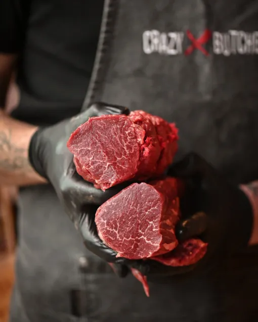 W Crazy Butcher w Gdańsku działa nie tylko sklep mięsny, ale również bistro. Na miejscu dostaniemy nie tylko wyselekcjonowaną wołowinę, ale także świeże wędliny oraz mięso wieprzowe i jagnięcinę.