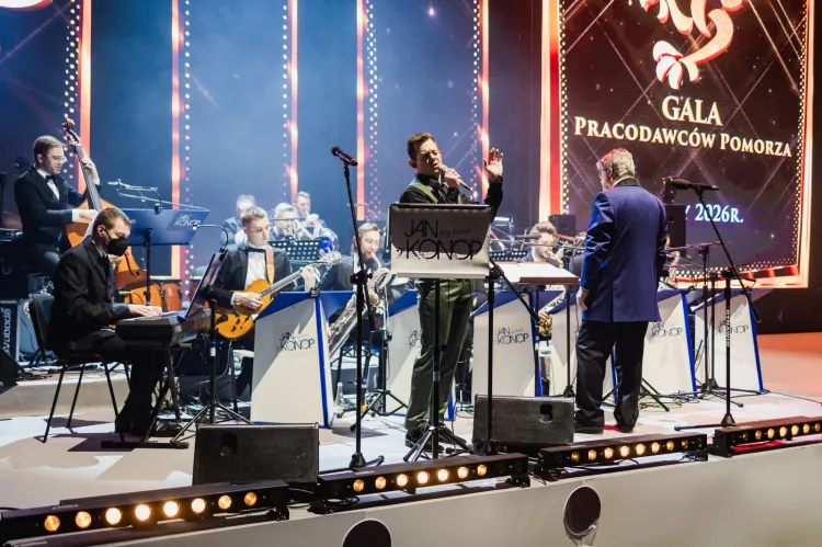 Oprawę muzyczną zapewnił Jan Konop Big Band. Gala Pracodawców Pomorza w AMBEREXPO 