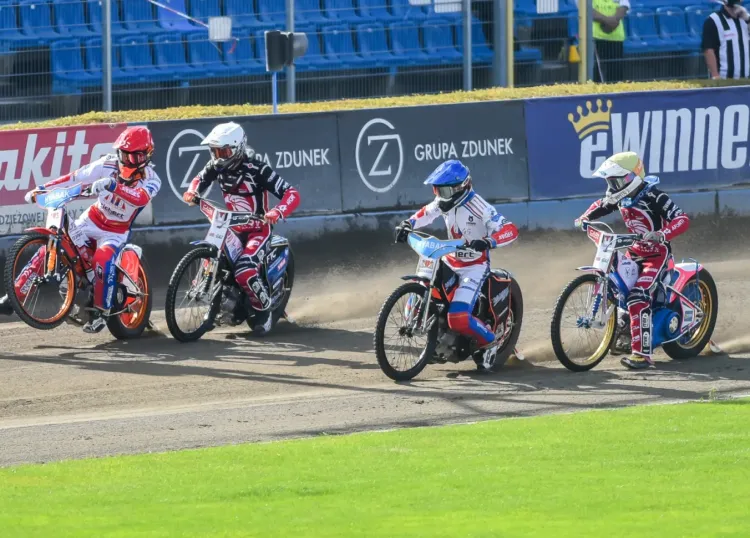 Zmieniają się plastronami, ale w tym biegu może dojść do powtórki sprzed niemal sześciu lat. Krystian Pieszczek, Jacob Thorssell i Adrian Gała 3 maja ponownie staną do rywalizacji na gdańskim stadionie, a ze zdjęcia brakuje jedynie Frederika Jakobsena.