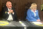 Czesław Lang, dyrektor Tour de Pologne i  Agnieszka Baranowska, członek zarządu województwa pomorskiego podpisali umowę na organizację 1. etapu wyścigu, który rozegrany zostanie już po raz 83. 