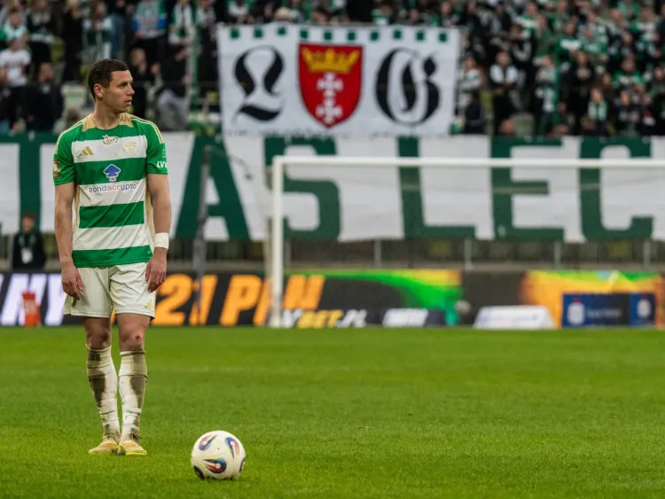 Iwan Żelizko w tym sezonie rozegrał w Lechii Gdańsk 29 meczów ligowych w pełnym zakresie czasowym. Strzelił 7 goli. 