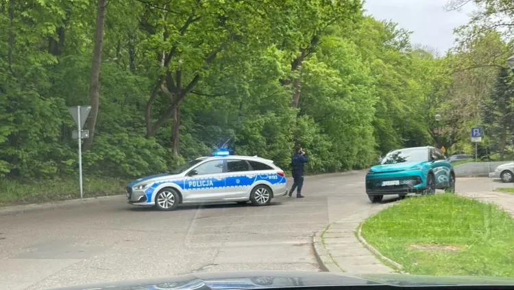 Policjanci zablokowali dojazd do biura CBA w Gdańsku.