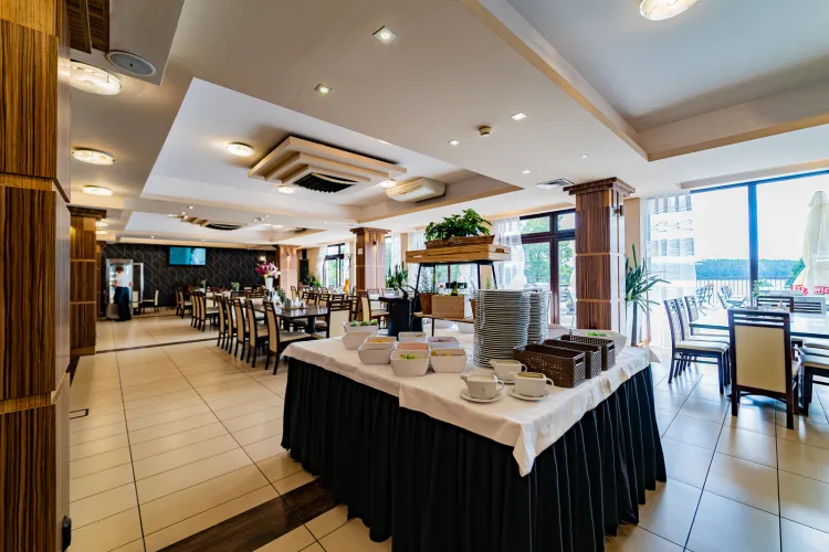 Kompleks Wypoczynkowy Hotel Szarlota