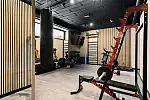 Wyposażona sala do treningu kardio, fitness i siłowego dostępna jest tylko dla mieszkańców apartamentowców. 