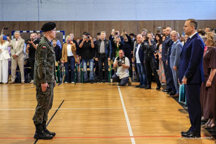 Karol Nawrocki prezydent RP wziął udział w uroczystości 80-lecia IV Liceum Ogólnokształcącego w Gdańsku.