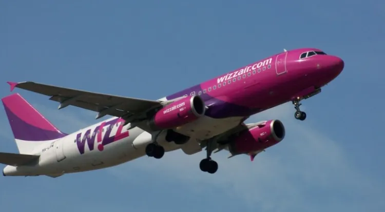Samolot linii Wizz Air miał w sobotę niewielką awarię, która mogła wystraszyć niektórych pasażerów.