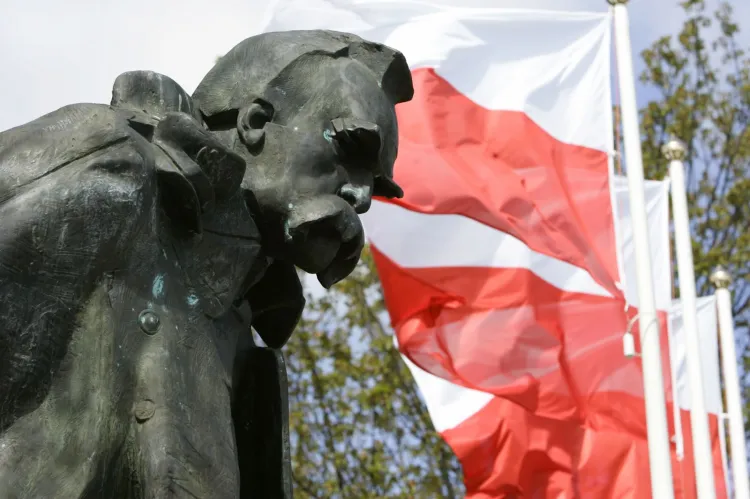 W Gdańsku m.in. o godz. 10 z okazji 92. rocznicy Bitwy Warszawskiej, zostaną złożone kwiaty pod pomnikiem Józefa Piłsudskiego. 