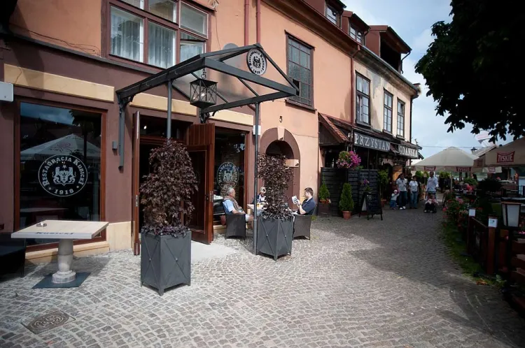 Restauracja Kubicki po remoncie wraca do najlepszych polskich tradycji sprzed dziesiątek lat. 
