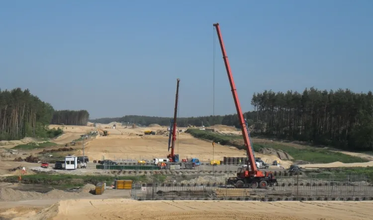 Budowa autostrady A1 między Toruniem, a Włocławkiem.