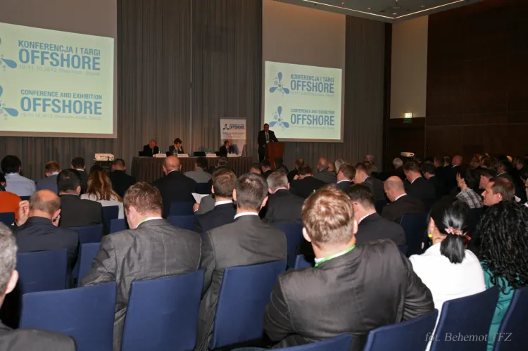 O możliwościach, ale też barierach rozwoju rynku offshore dyskutowali uczestnicy I Konferencji i Targów Offshore w Sopocie.
