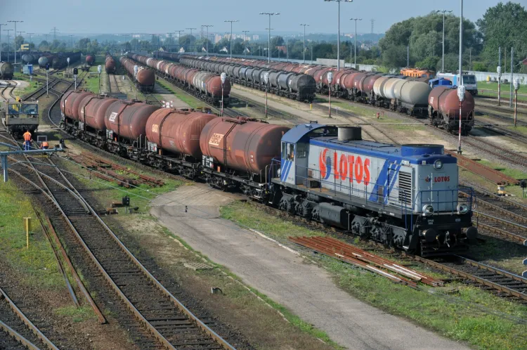 Lotos Kolej jest prywatnym przewoźnikiem kolejowym, którego właścicielem w 100 proc. jest Grupa Lotos. Jej udział w rynku przewozów towarowych w Polsce wynosi obecnie 7,77 proc.