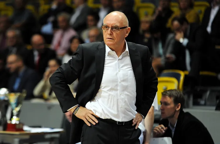 Mirosław Noculak nie jest już trenerem gdyńskich koszykarek. Kontrakt z klubem został rozwiązany za porozumieniem stron.