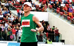 Pochodzący z Gdańska Bartosz Lipnicki wystartuje w Tokyo Marathon 2012.