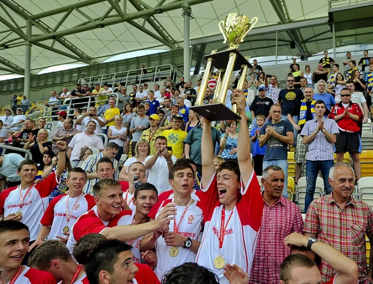 Juniorzy starsi Arki zdobyli tytuł mistrzów Polski w 2012 roku. 