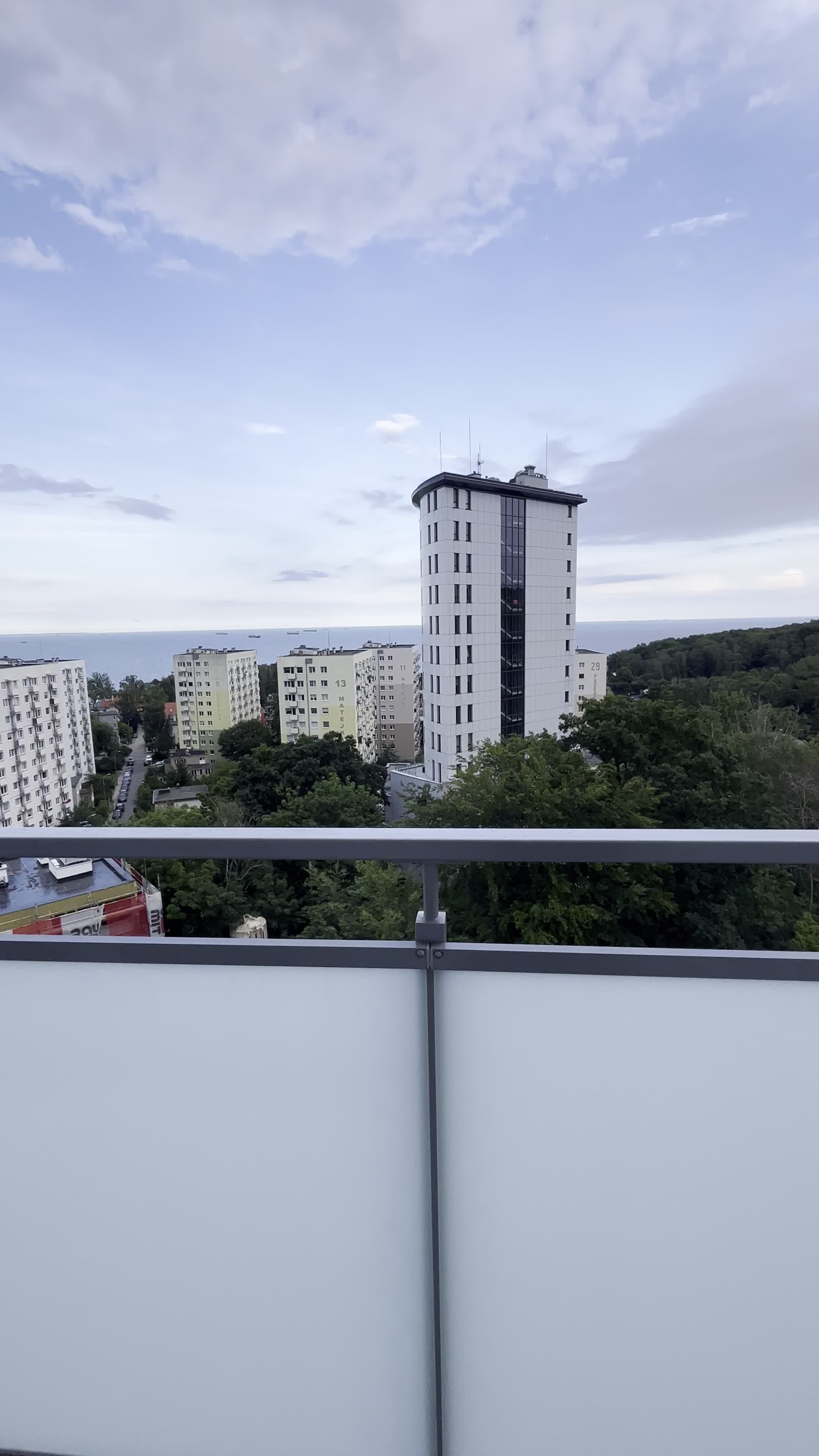 M1 z WiDOKiEM na MoRZE Parking Wzg.Św. Maks balkon 500m: centrum plaża: wideo 16771
