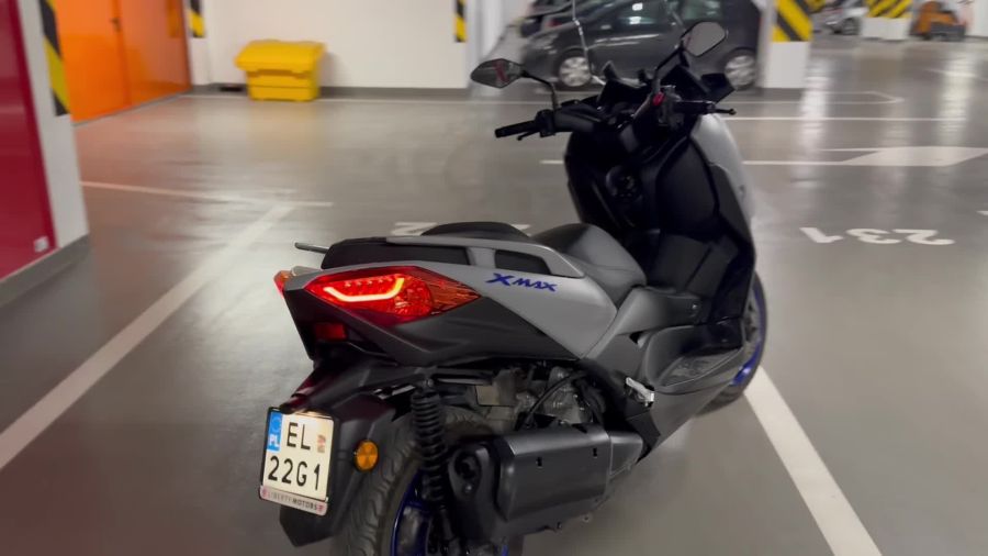 Yamaha x max 300: wideo 22296